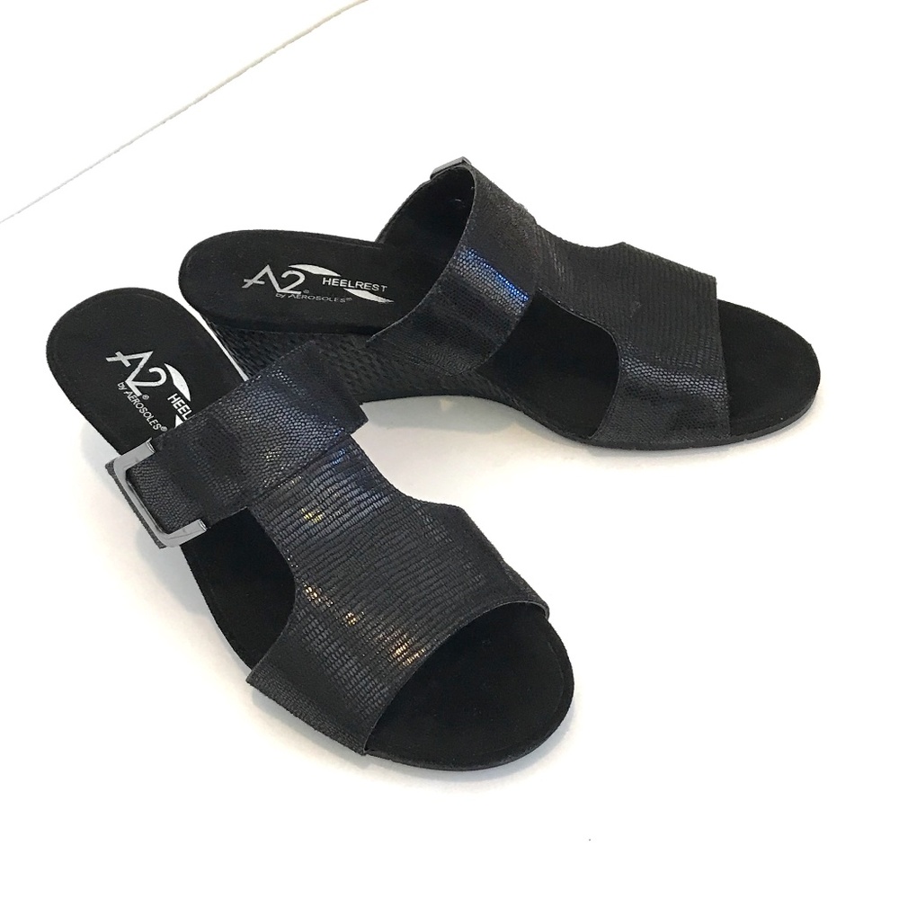 AEROSOLES Wedge Sandals Slip On Black Heel Rest Women’s Size 8.5